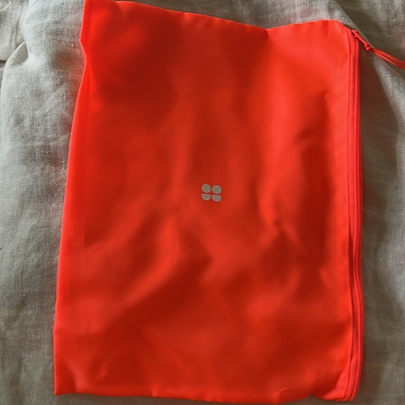 BNWT Sweaty Betty Fast Track Padded Jacket - Picture 8 of 9